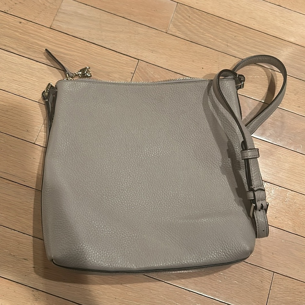 Kate Spade ♠️ New York On Purpose Leather Zip Crossbody Bag Taupe Color - Picture 11 of 14